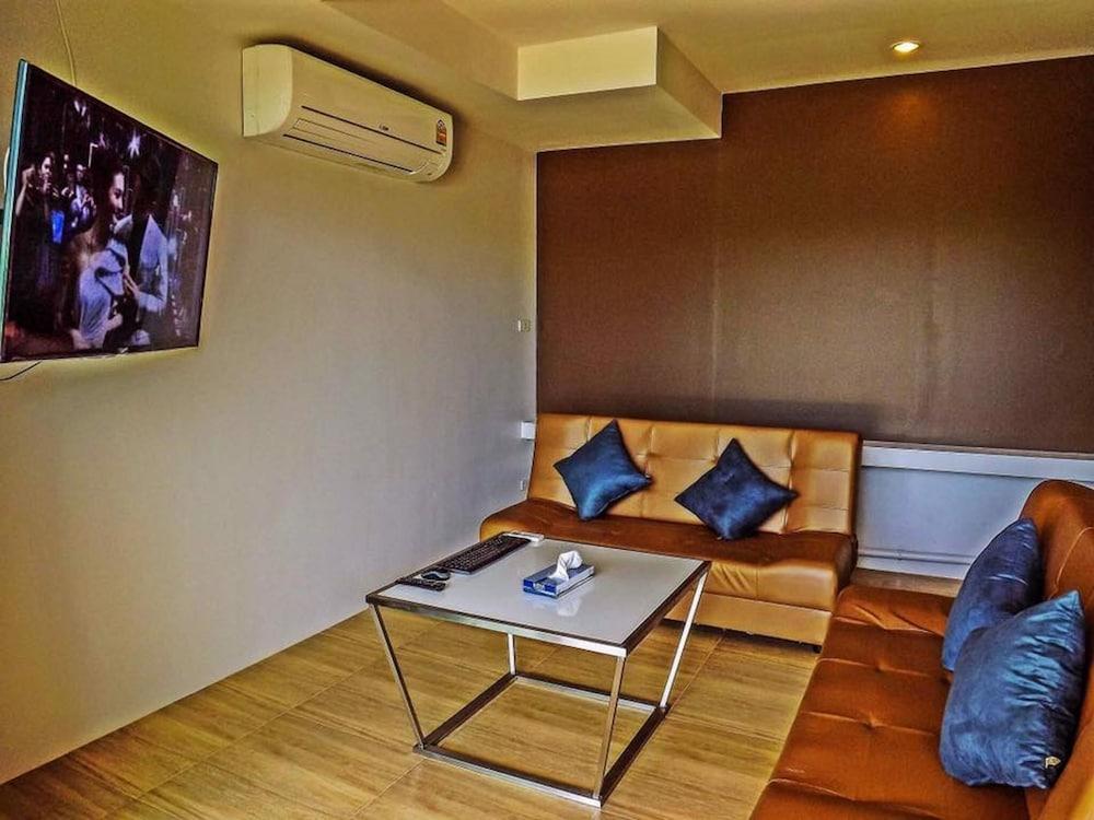 Franjipani Resort Хуа Хин Экстерьер фото