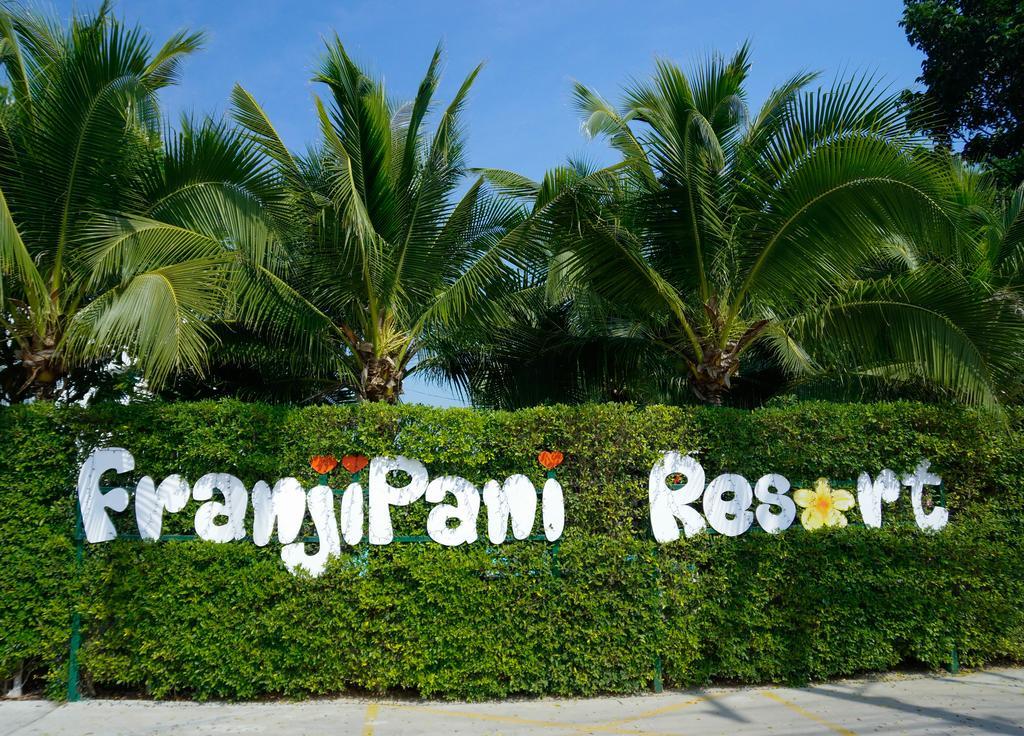 Franjipani Resort Хуа Хин Экстерьер фото