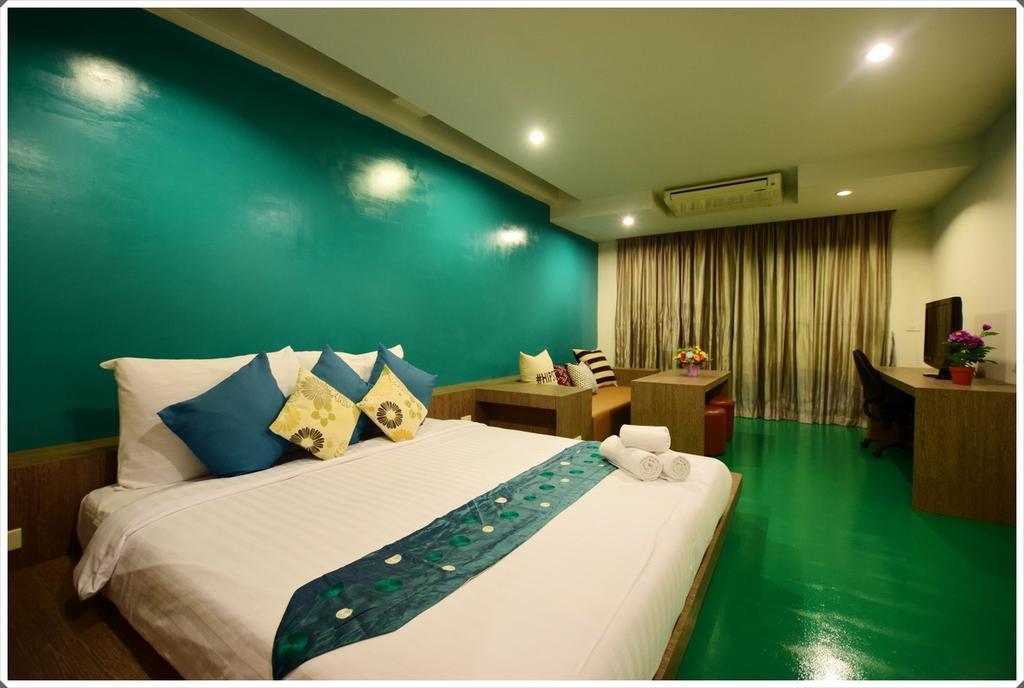 Franjipani Resort Хуа Хин Экстерьер фото