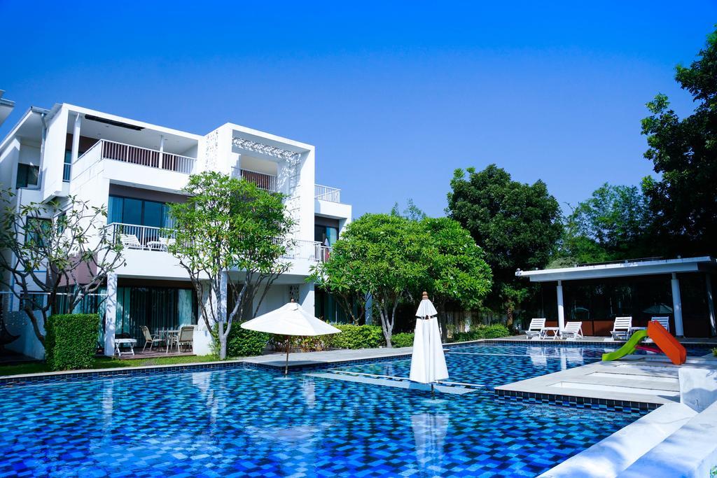 Franjipani Resort Хуа Хин Экстерьер фото